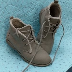 Light tan Ankle boots
